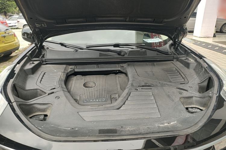 Used Lynk & Co 01 2017 2.0T Two-Wheel Drive Pro Edition Engine Bay