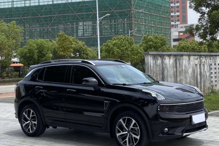 Used Lynk & Co 01 2017 2.0T Four-Wheel Drive Pro Edition Exterior 2
