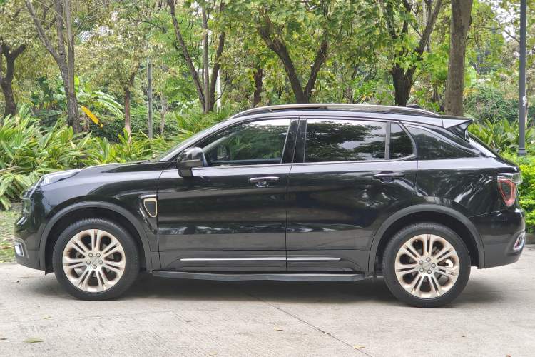 Used Lynk & Co 01 2017 2.0T Two-Wheel Drive Pro Edition Exterior 5