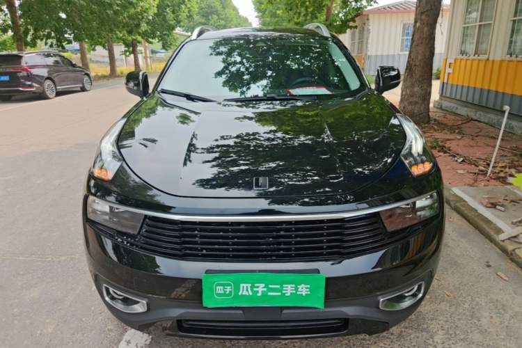 Used Lynk & Co 01 2017 2.0T Two-Wheel Drive Pro Edition Front
