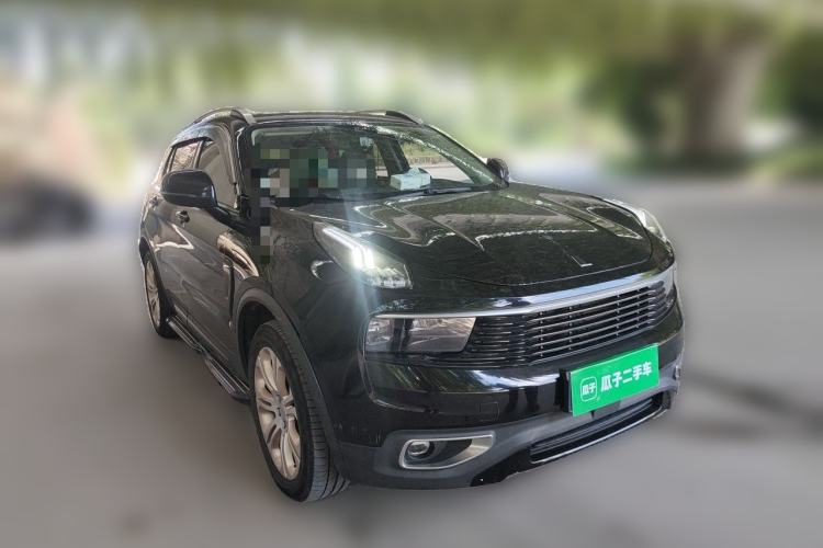 Used Lynk & Co 01 2017 2.0T Two-Wheel Drive Pro Edition Front Right 45 Deg