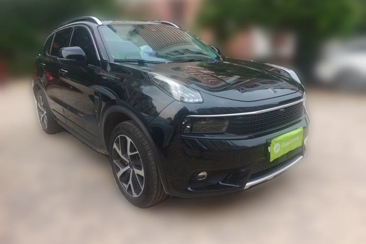Used Lynk & Co 01 2017 2.0T Four-Wheel Drive Pro Edition Front Right 45 Deg