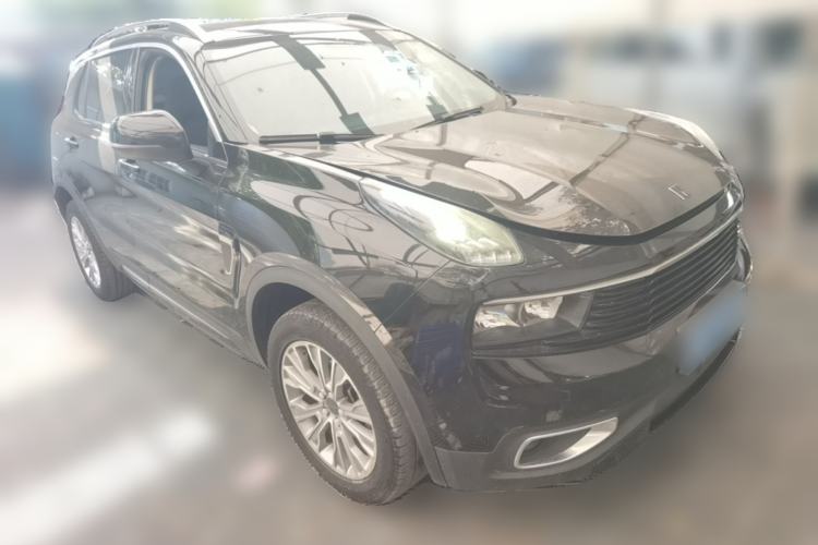 Used Lynk & Co 01 2017 2.0T Two-Wheel-Drive Version Front Right 45 Deg