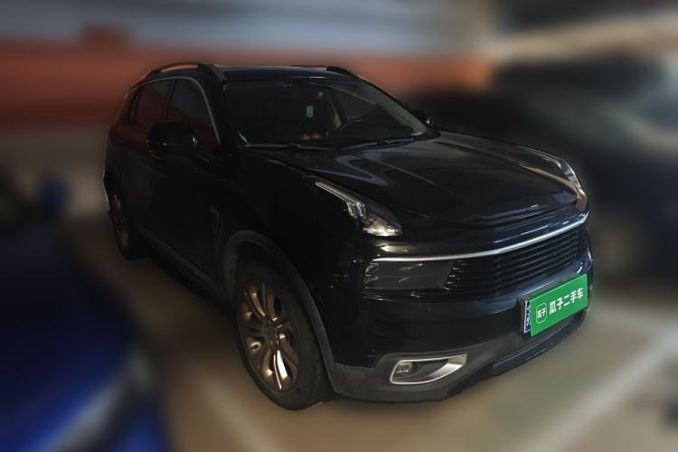 Used Lynk & Co 01 2017 2.0T Two-Wheel Drive Pro Edition Front Right 45 Deg