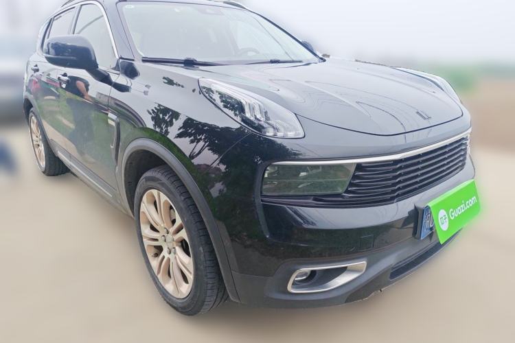 Used Lynk & Co 01 2017 2.0T Two-Wheel Drive Pro Edition Front Right 45 Deg