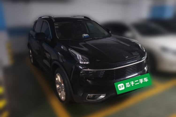 Used Lynk & Co 01 2017 2.0T Two-Wheel Drive Pro Edition Front Right 45 Deg