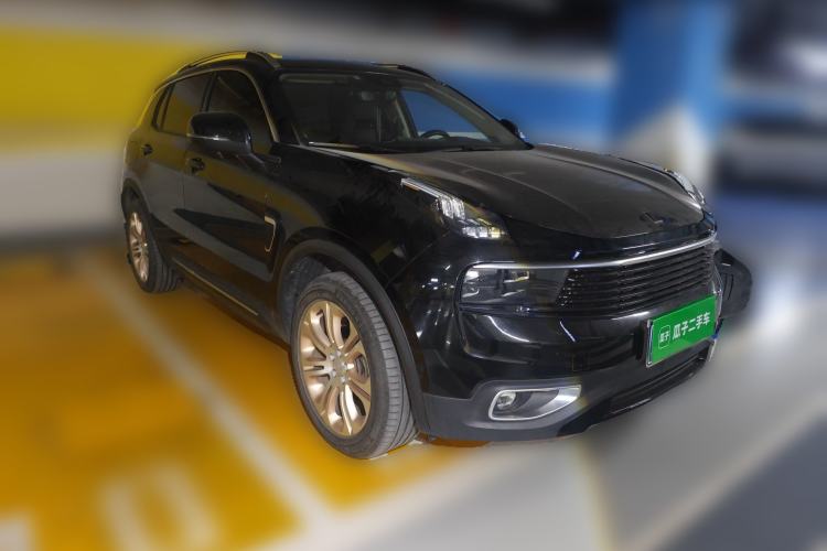 Used Lynk & Co 01 2017 2.0T Two-Wheel Drive Pro Edition Front Right 45 Deg