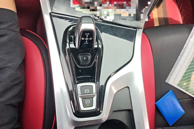 Used Lynk & Co 01 2017 2.0T Two-Wheel Drive Pro Edition Gear Lever