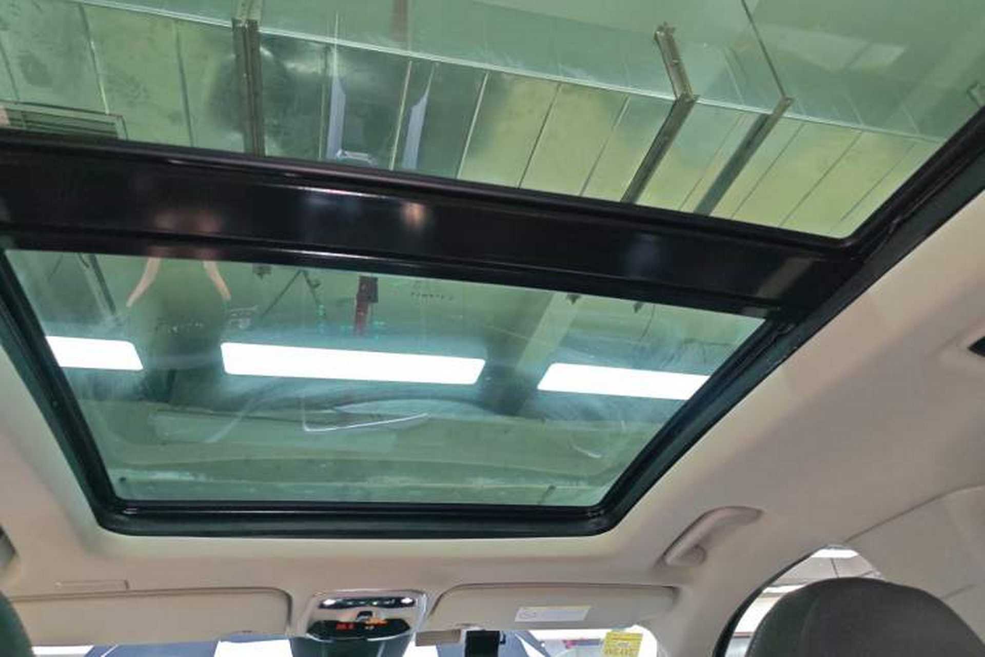 Used Lynk & Co 01 2017 2.0T Two-Wheel Drive Pro Edition Headliner