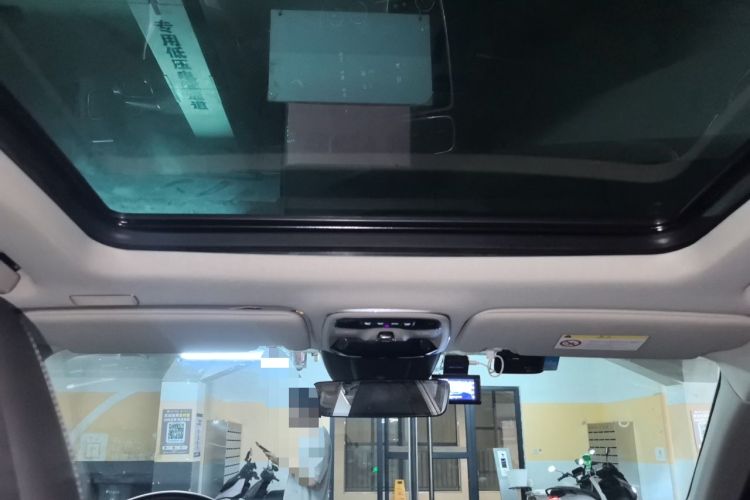 Used Lynk & Co 01 2017 2.0T Two-Wheel Drive Pro Edition Headliner