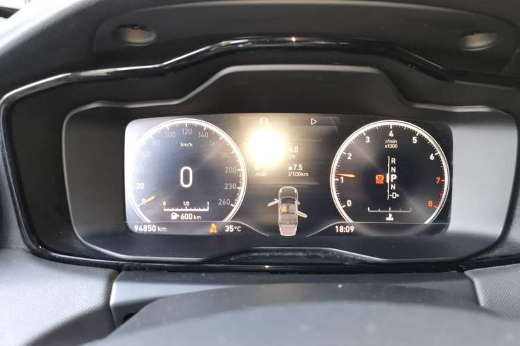 Used Lynk & Co 01 2017 2.0T Two-Wheel Drive Pro Edition Instrument Cluster