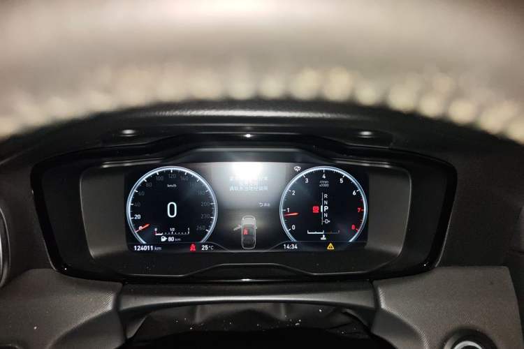 Used Lynk & Co 01 2017 2.0T Two-Wheel Drive Pro Edition Instrument Cluster