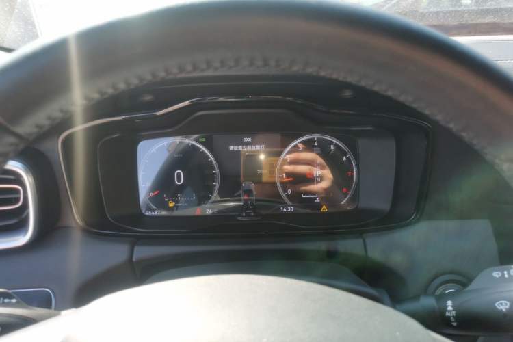 Used Lynk & Co 01 2017 2.0T Two-Wheel-Drive Version Instrument Cluster