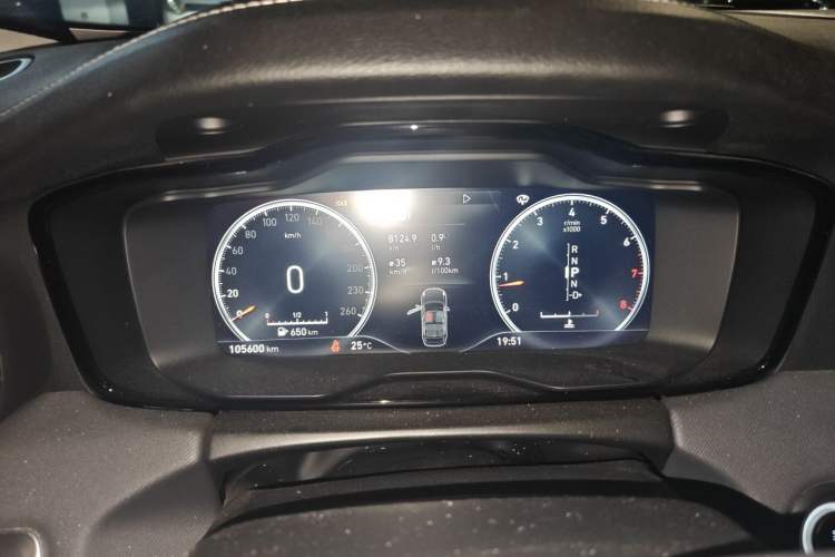 Used Lynk & Co 01 2017 2.0T Two-Wheel Drive Pro Edition Instrument Cluster