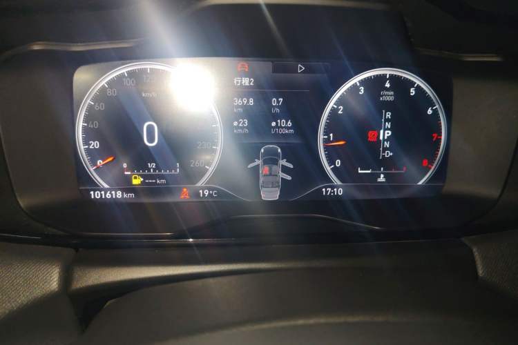 Used Lynk & Co 01 2017 2.0T Two-Wheel Drive Pro Edition Instrument Cluster