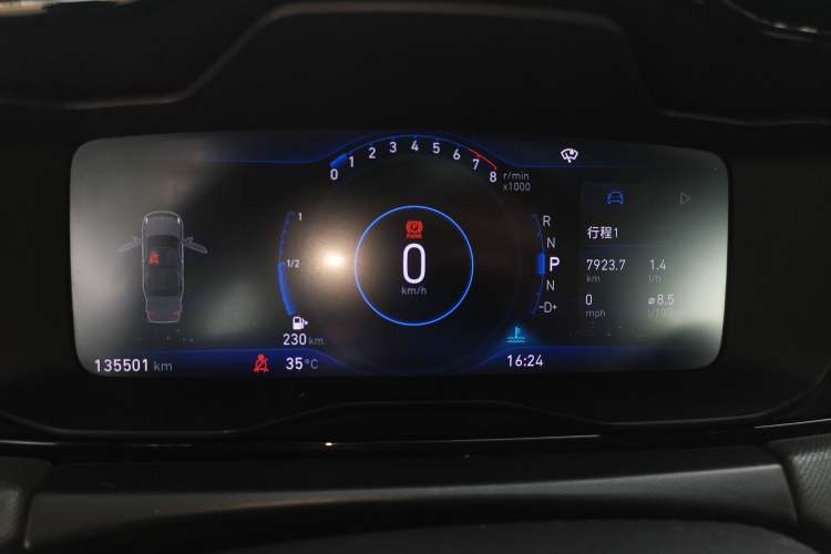 Used Lynk & Co 01 2017 2.0T Two-Wheel-Drive Version Instrument Cluster