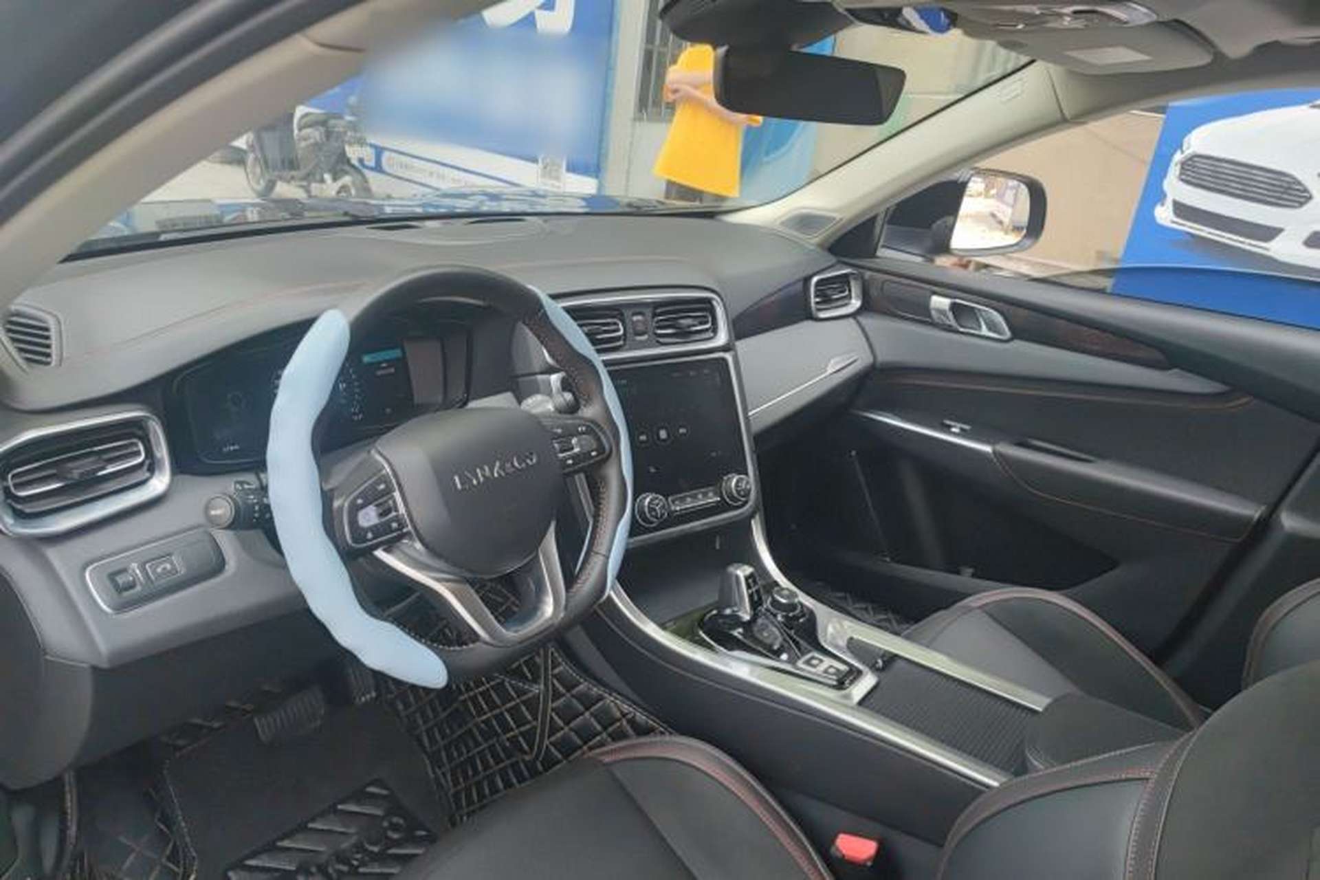 Used Lynk & Co 01 2017 2.0T Four-Wheel Drive Pro Edition Interior 2