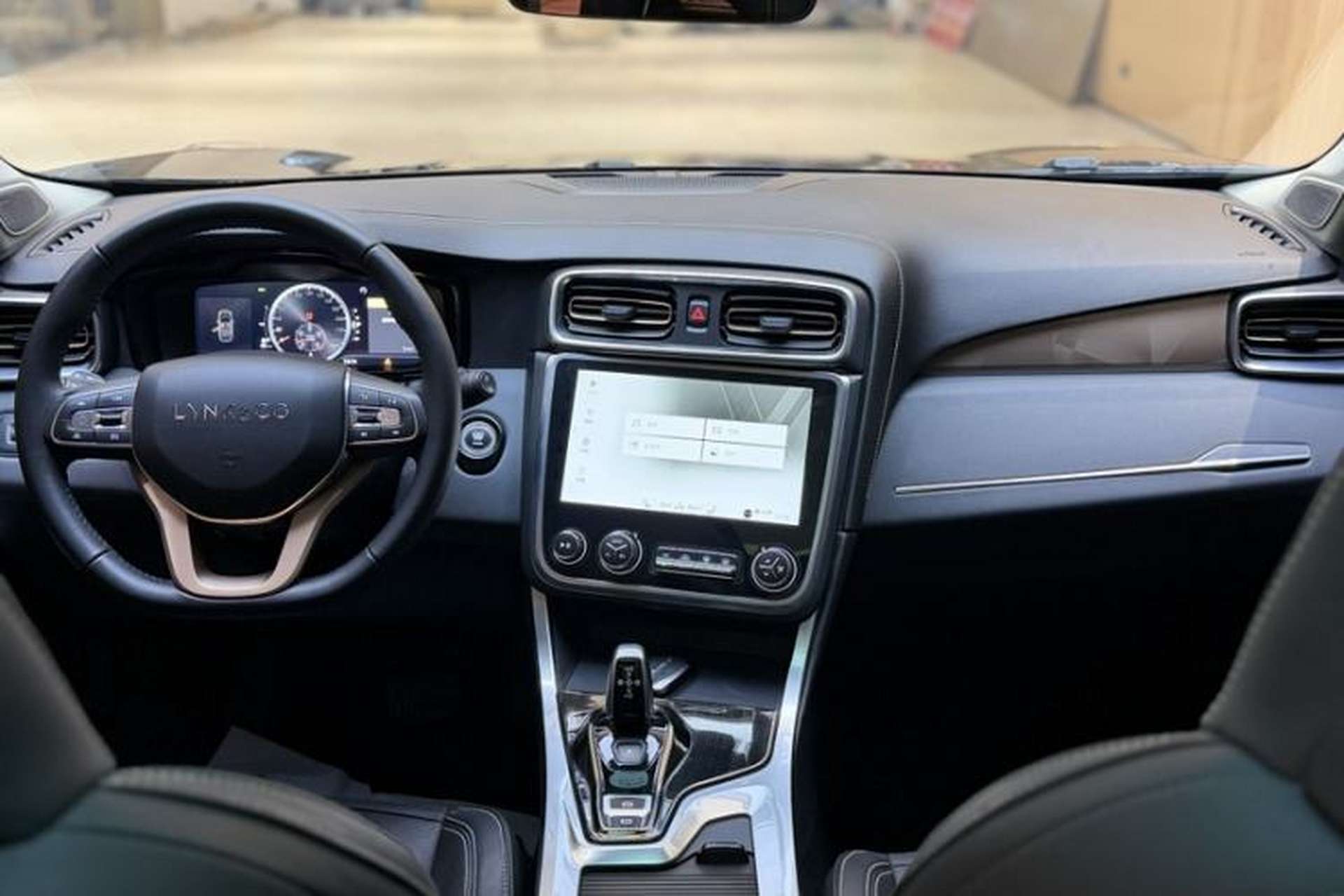 Used Lynk & Co 01 2017 2.0T Two-Wheel Drive Pro Edition Interior 4