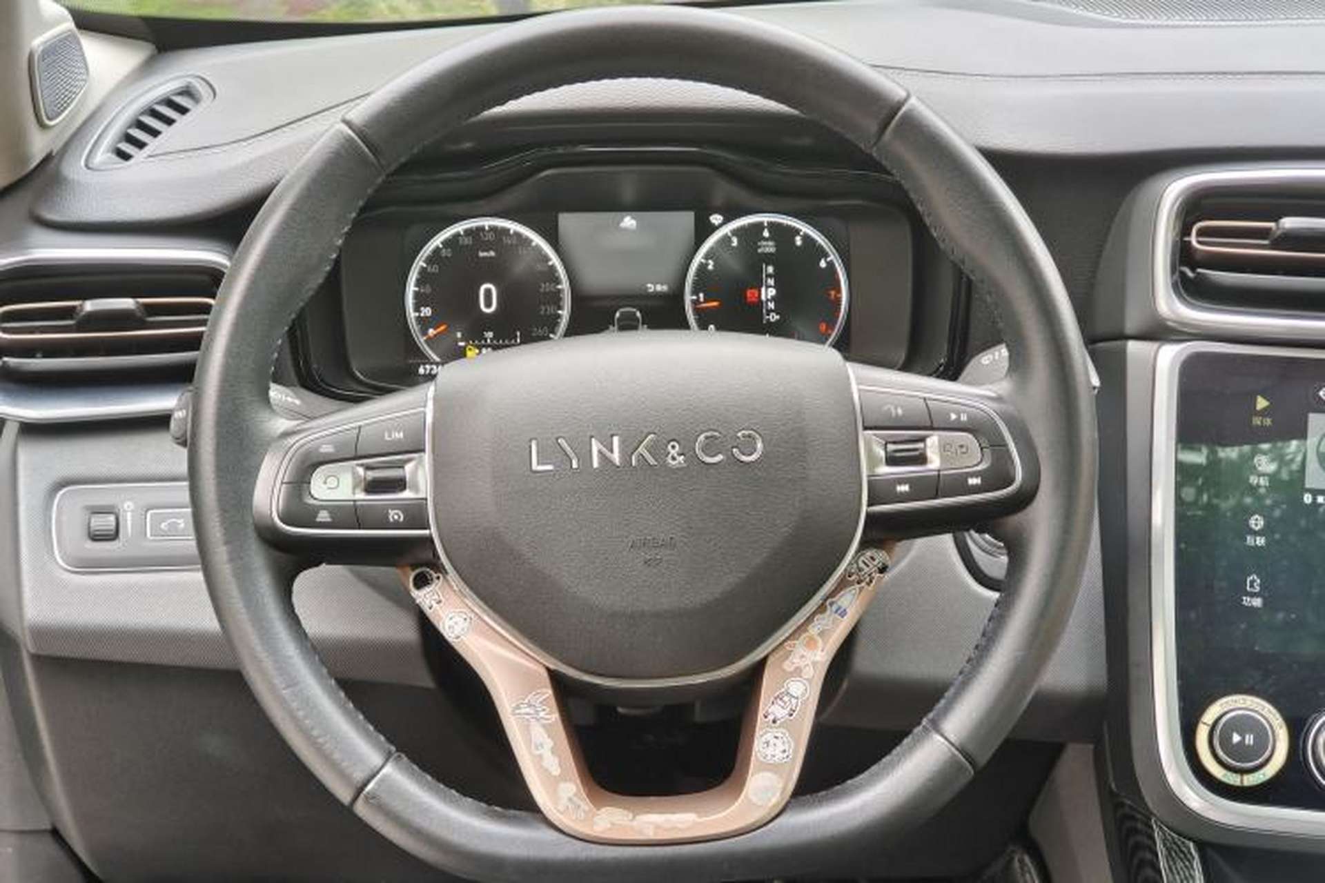 Used Lynk & Co 01 2017 2.0T Two-Wheel Drive Pro Edition Interior 5