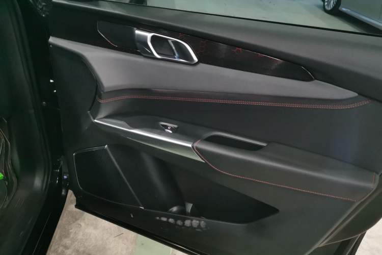 Used Lynk & Co 01 2017 2.0T Four-Wheel Drive Pro Edition Interior 5