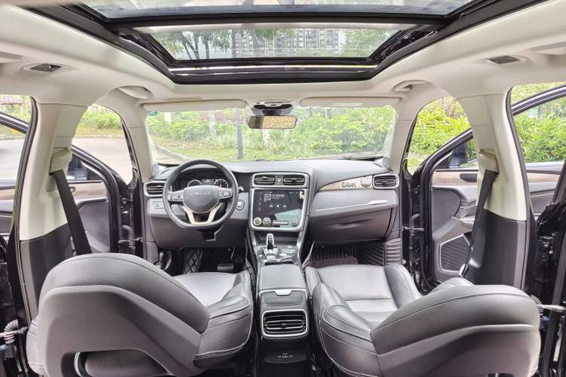 Used Lynk & Co 01 2017 2.0T Two-Wheel Drive Pro Edition Interior 8