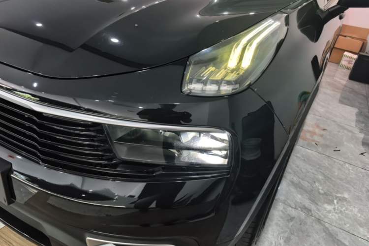 Used Lynk & Co 01 2017 2.0T Two-Wheel Drive Pro Edition Left Front Headlight