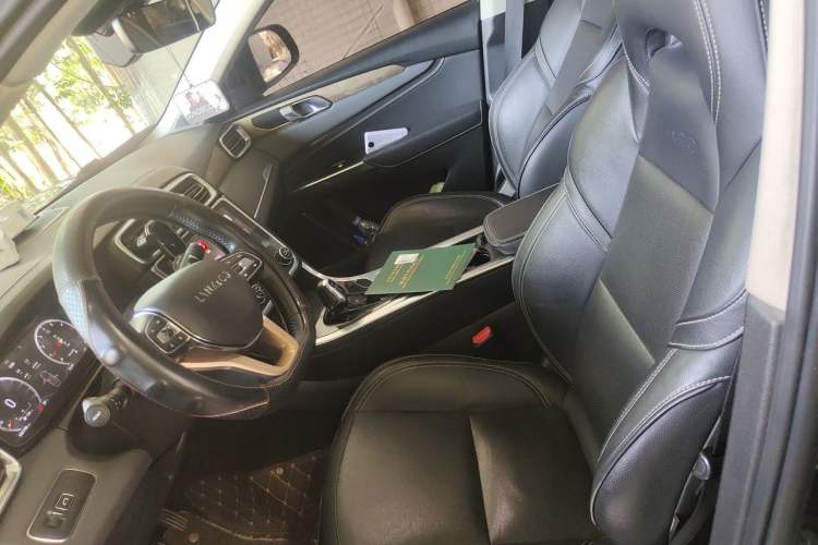 Used Lynk & Co 01 2017 2.0T Two-Wheel Drive Pro Edition Left Front Seat