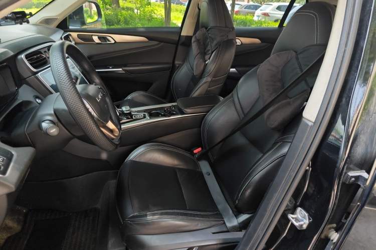 Used Lynk & Co 01 2017 2.0T Two-Wheel Drive Pro Edition Left Front Seat
