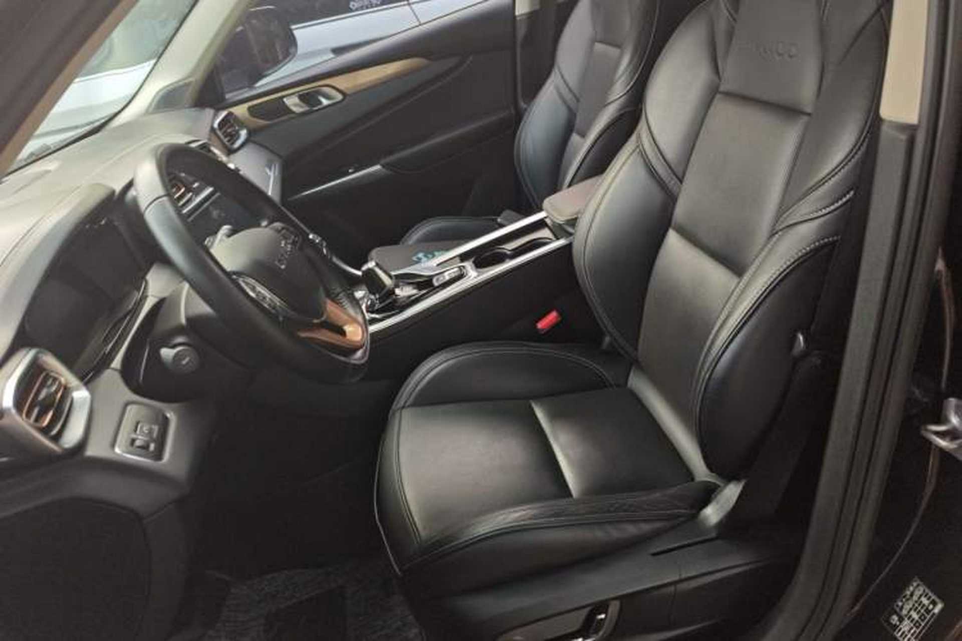 Used Lynk & Co 01 2017 2.0T Two-Wheel Drive Pro Edition Left Front Seat