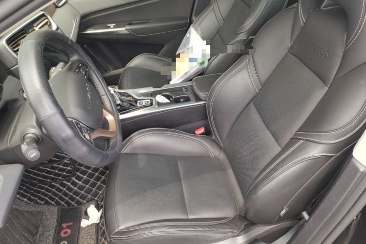 Used Lynk & Co 01 2017 2.0T Two-Wheel Drive Pro Edition Left Front Seat