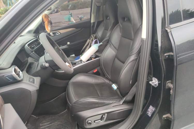 Used Lynk & Co 01 2017 2.0T Two-Wheel Drive Pro Edition Left Front Seat