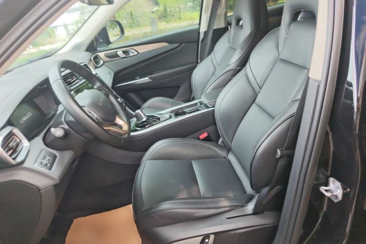 Used Lynk & Co 01 2017 2.0T Two-Wheel Drive Pro Edition Left Front Seat