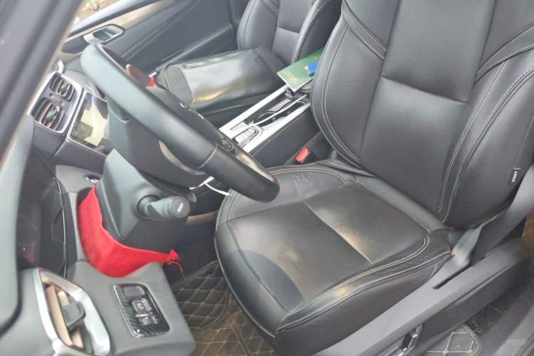 Used Lynk & Co 01 2017 2.0T Two-Wheel Drive Pro Edition Left Front Seat