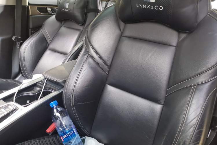 Used Lynk & Co 01 2017 2.0T Two-Wheel-Drive Version Left Front Seat