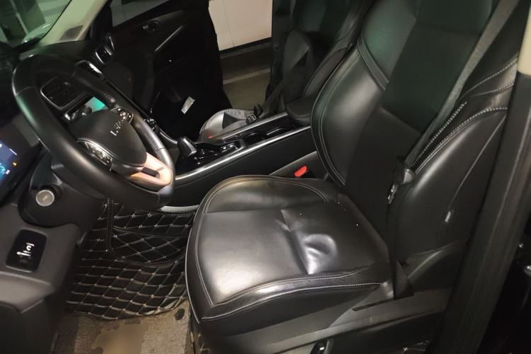 Used Lynk & Co 01 2017 2.0T Two-Wheel Drive Pro Edition Left Front Seat