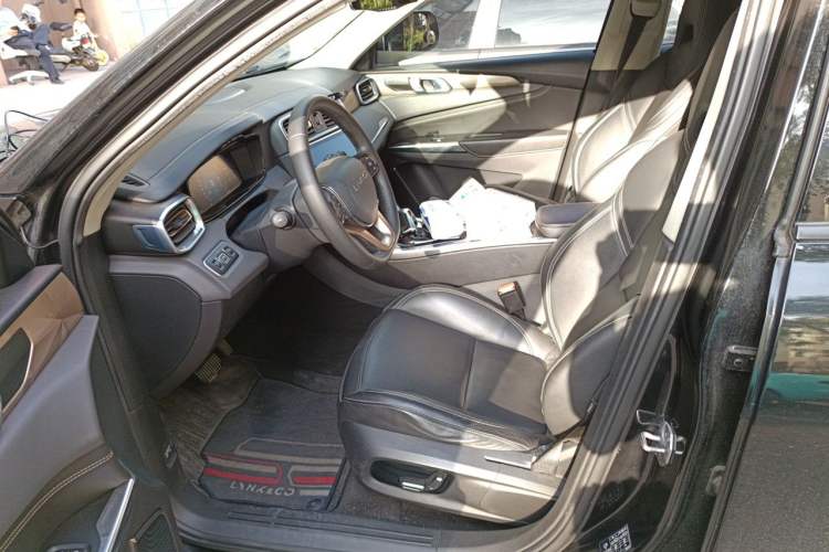 Used Lynk & Co 01 2017 2.0T Two-Wheel-Drive Version Left Front Seat