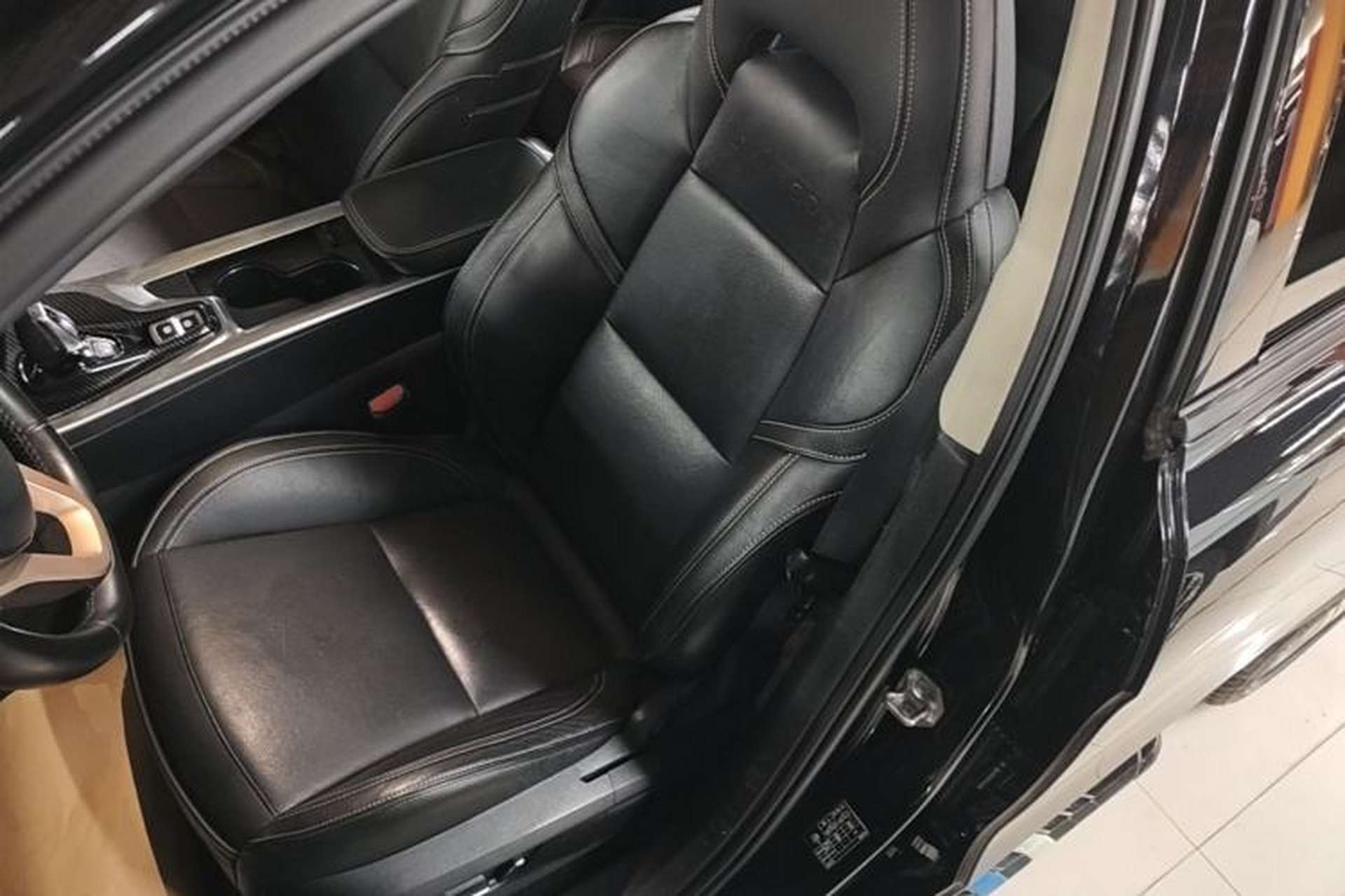 Used Lynk & Co 01 2017 2.0T Two-Wheel Drive Pro Edition Left Front Seat