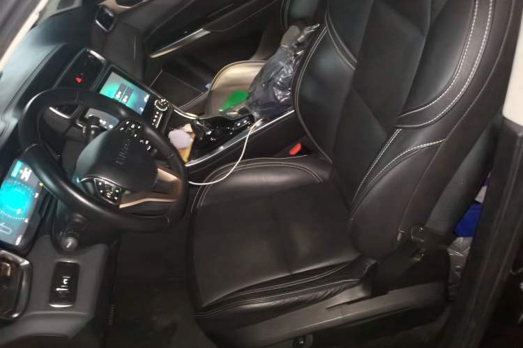 Used Lynk & Co 01 2017 2.0T Two-Wheel Drive Pro Edition Left Front Seat