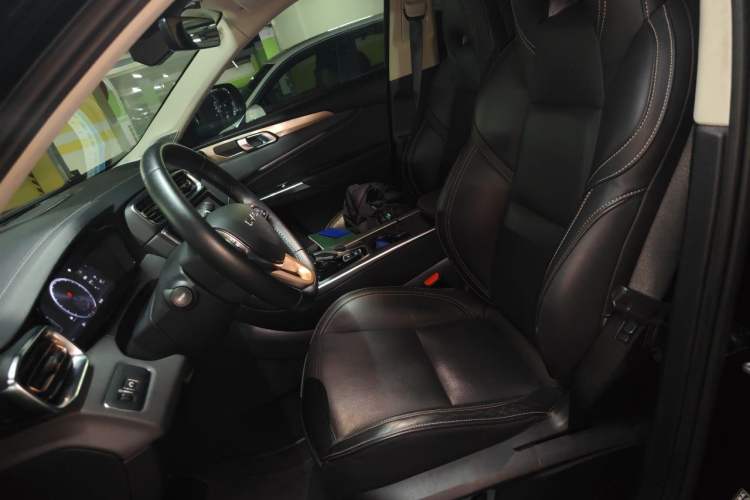 Used Lynk & Co 01 2017 2.0T Two-Wheel Drive Pro Edition Left Front Seat