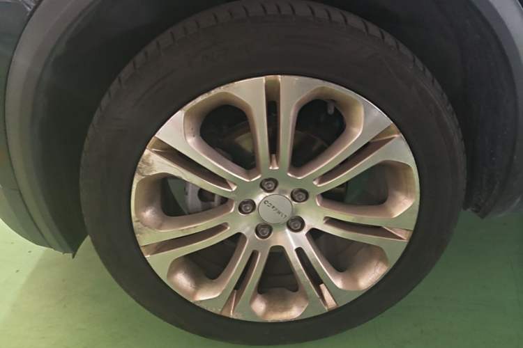 Used Lynk & Co 01 2017 2.0T Two-Wheel Drive Pro Edition Left Front Wheel Hub