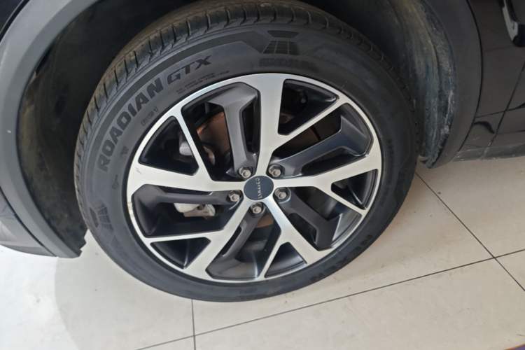 Used Lynk & Co 01 2017 2.0T Four-Wheel Drive Pro Edition Left Front Wheel Hub