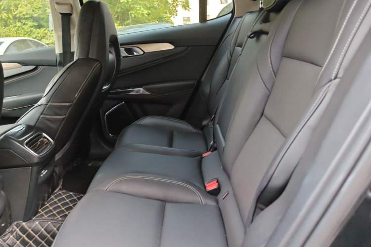 Used Lynk & Co 01 2017 2.0T Two-Wheel Drive Pro Edition Left Rear Seat