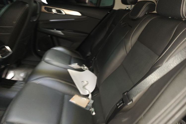 Used Lynk & Co 01 2017 2.0T Two-Wheel Drive Pro Edition Left Rear Seat