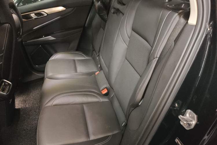 Used Lynk & Co 01 2017 2.0T Two-Wheel Drive Pro Edition Left Rear Seat