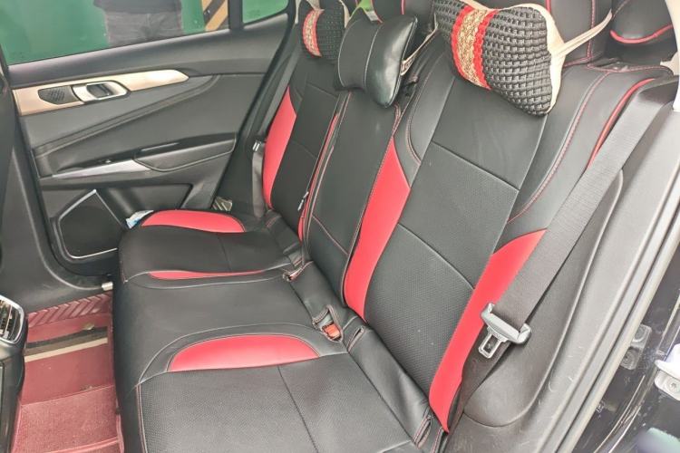 Used Lynk & Co 01 2017 2.0T Two-Wheel Drive Pro Edition Left Rear Seat