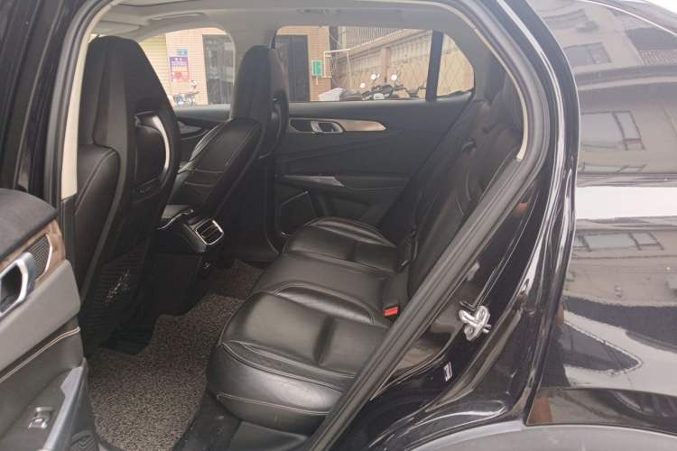 Used Lynk & Co 01 2017 2.0T Two-Wheel Drive Pro Edition Left Rear Seat