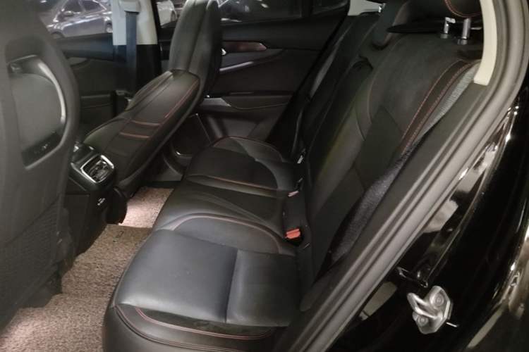 Used Lynk & Co 01 2017 2.0T Four-Wheel Drive Pro Edition Left Rear Seat
