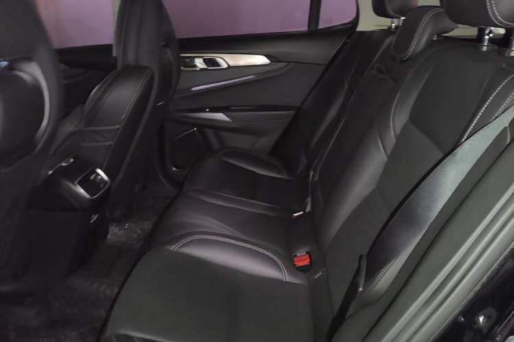 Used Lynk & Co 01 2017 2.0T Two-Wheel Drive Pro Edition Left Rear Seat