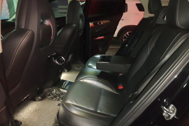 Used Lynk & Co 01 2017 2.0T Two-Wheel Drive Pro Edition Left Rear Seat