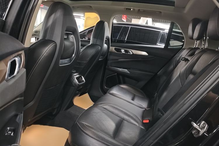 Used Lynk & Co 01 2017 2.0T Two-Wheel Drive Pro Edition Left Rear Seat